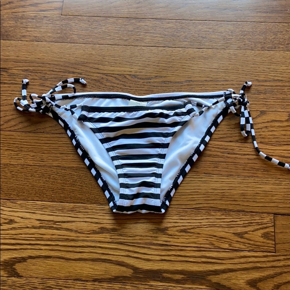Abercrombie & Fitch Bikini Bottom